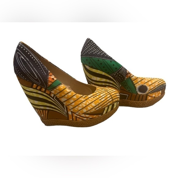 ALDO Forwood Platform Batik Wedge with woven leather trim - Picture 4 of 10